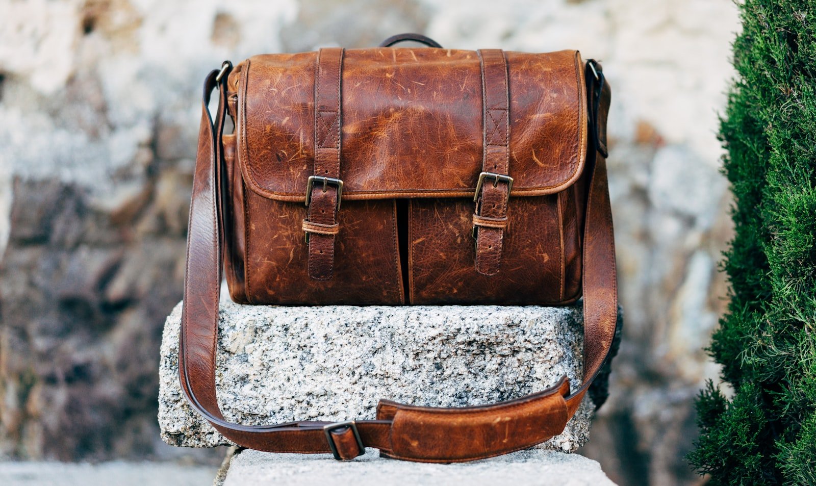 Leather messenger bag